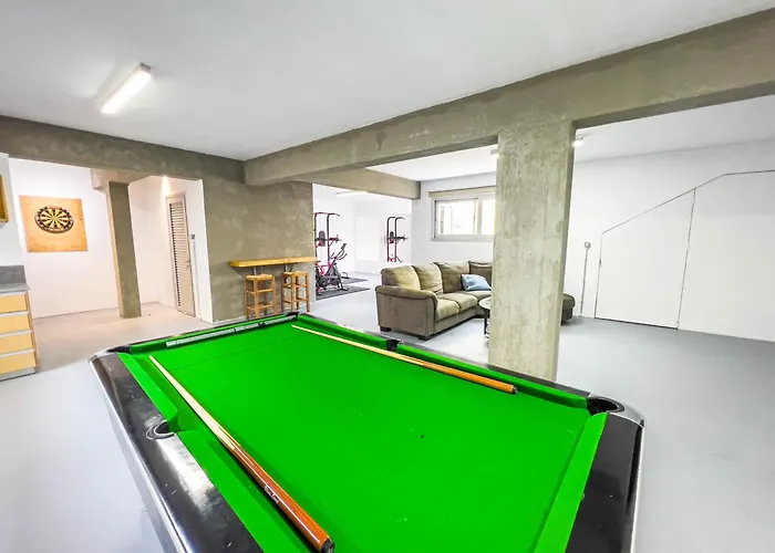 Geo Panoramic Villa +Pool +Game Room +Gym